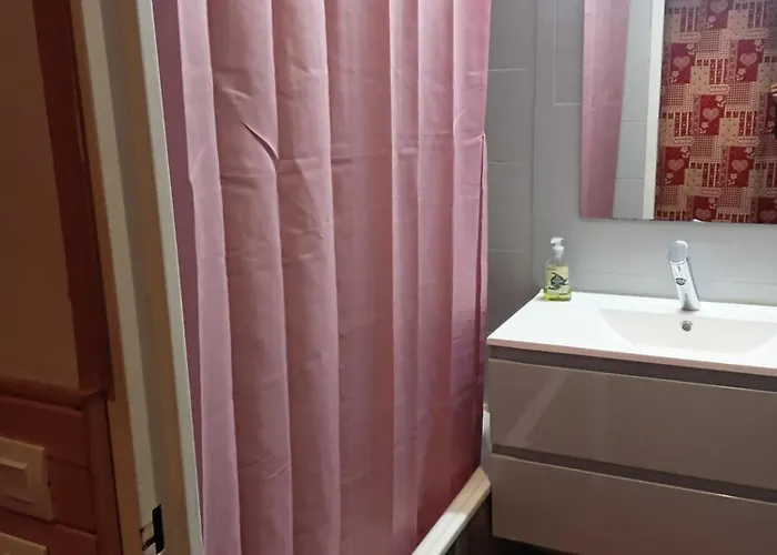 Les Neves فال تورُن